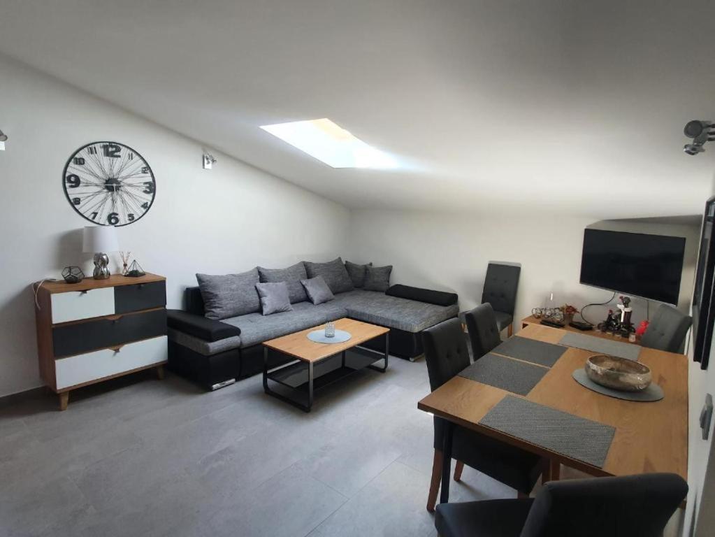 Apartments Dragica Porec Exterior photo