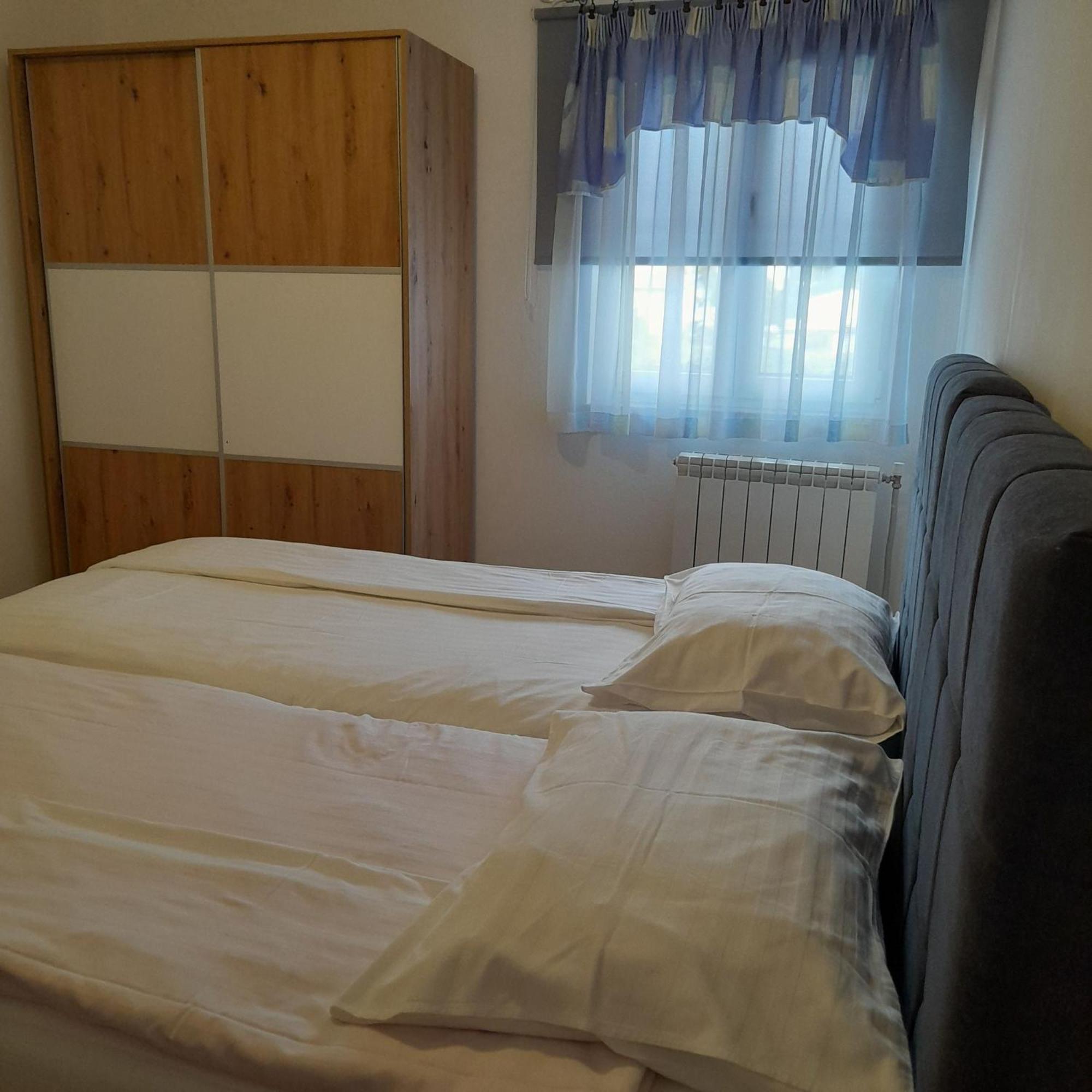 Apartments Dragica Porec Exterior photo